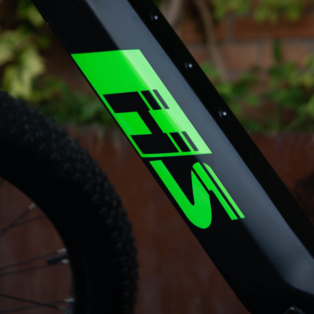 Brake lever Type: Hydraulic Disc Brakes Levers with Motor Cutoff Switch