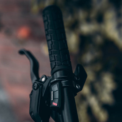 Handlebar Type: Wide handlebar