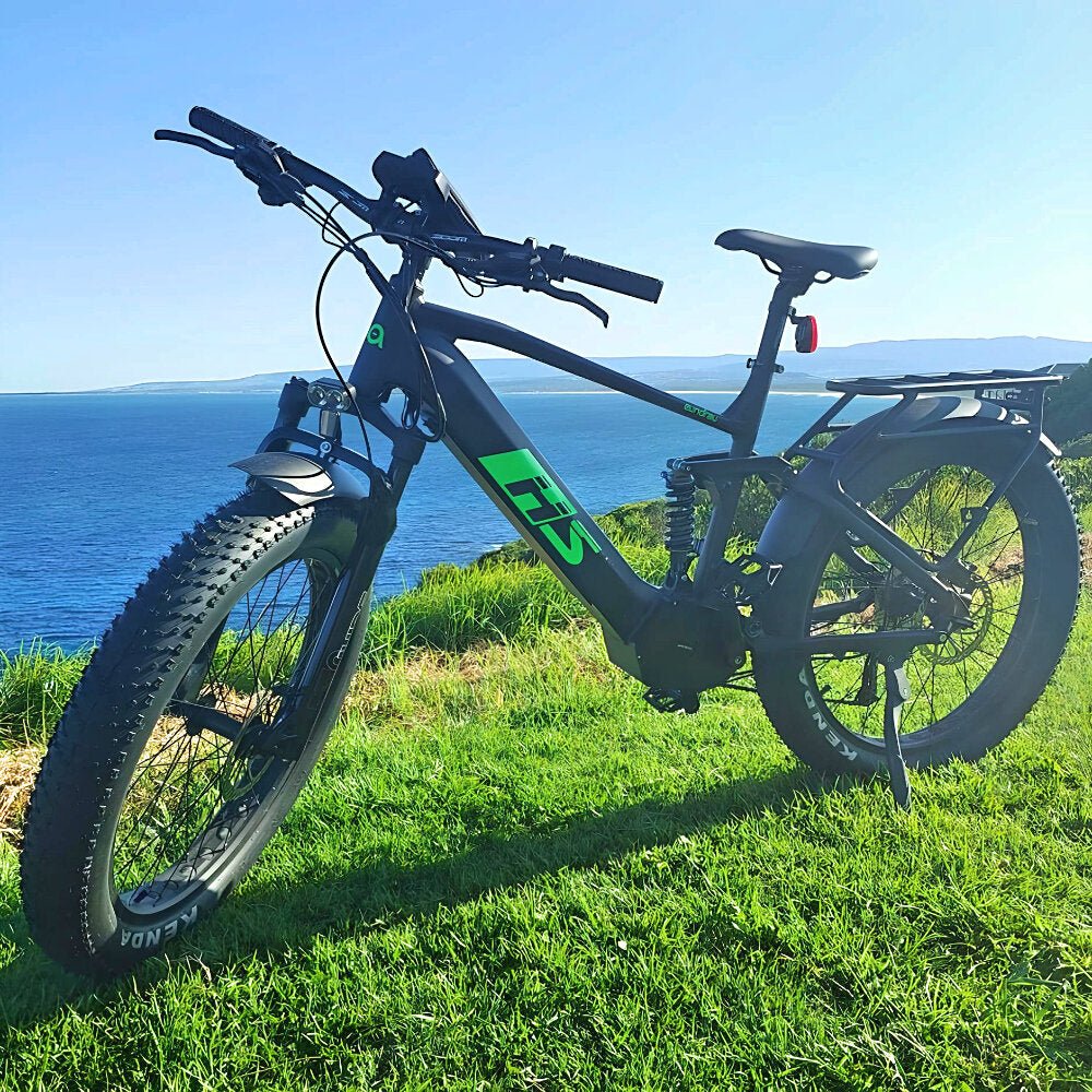 Pedals: Nylon with reflectors