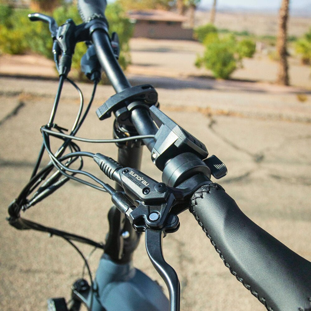 Box Dimensions: (cm) 148 L x 31 W x 79 H