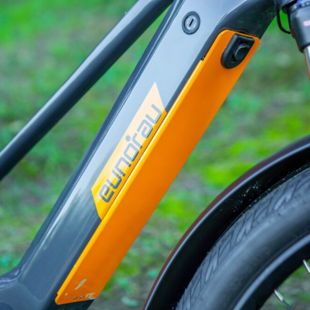 Option to add a second 14Ah or 17Ah battery for up to 105 km