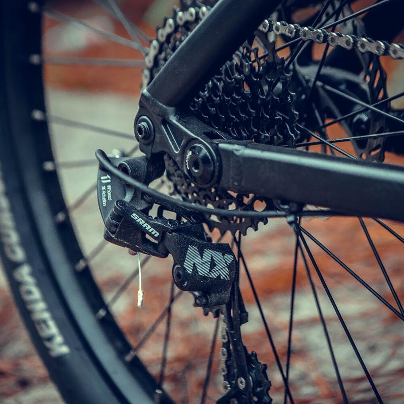 Battery Type: LG Lithium-ion