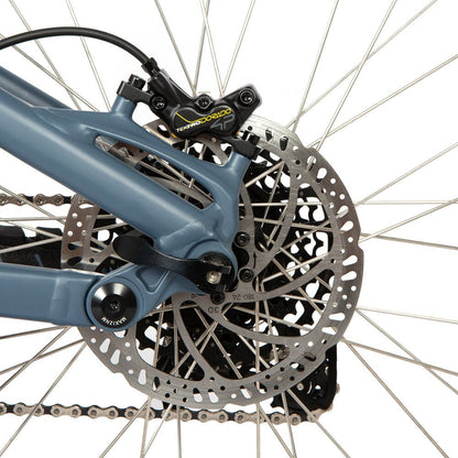 Wheelbase: 17 inch: 1256mm/49.4in 19 inch: 1276mm/51.4in