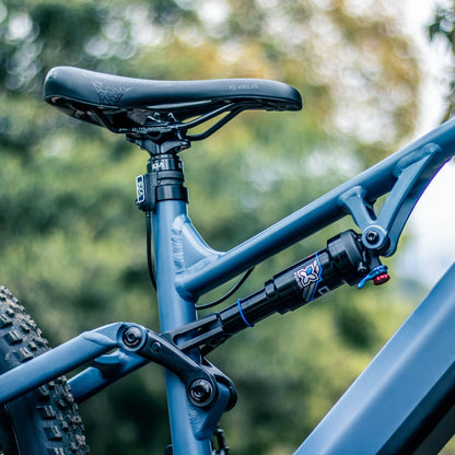 Head tube length: 17 inch:1 50mm/5.9in 19 inch: 150mm/6.5in
