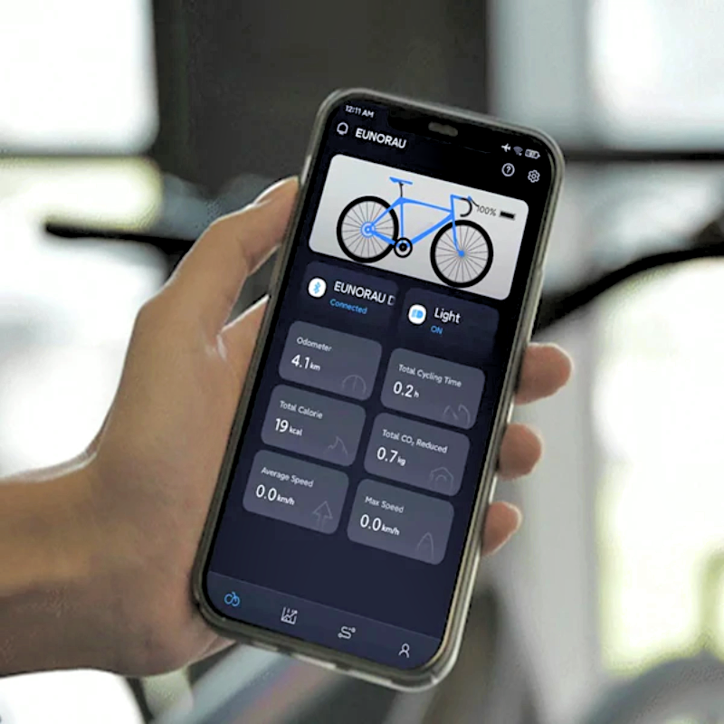 EUNORAU mobile app interface displaying various bike metrics such as odometer, total cycling time, and speed.